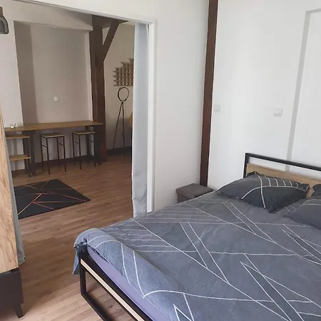 Modern In The Center Apartment *